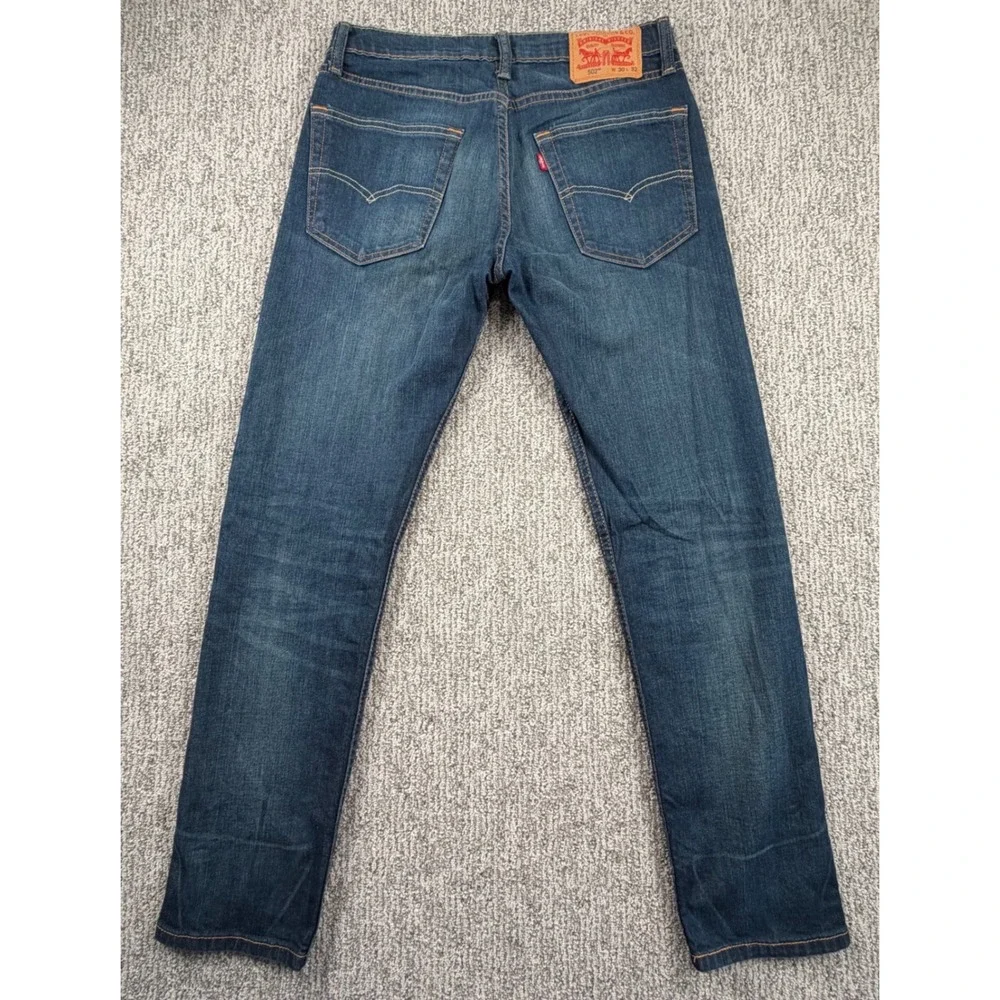 Levi's 502 Regular Taper Jeans Mens 30x32 Blue Dark Wash Denim 29507-0004